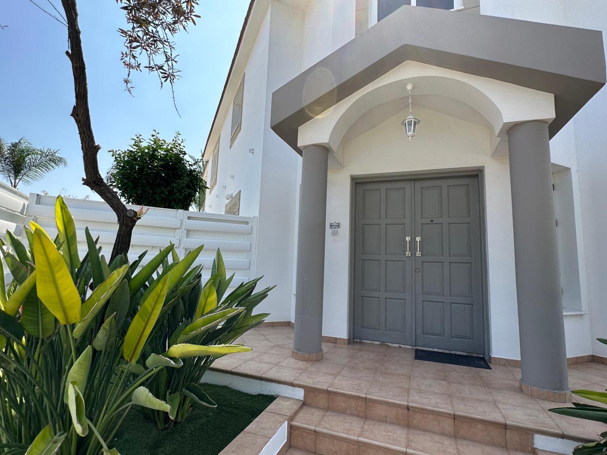 Villa Andy-350 M From The Beach 拉纳卡 外观 照片